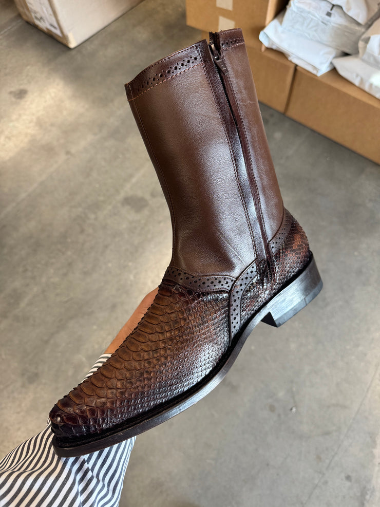 Botin Elegante Piel de Python con Cierre - Porto Brown