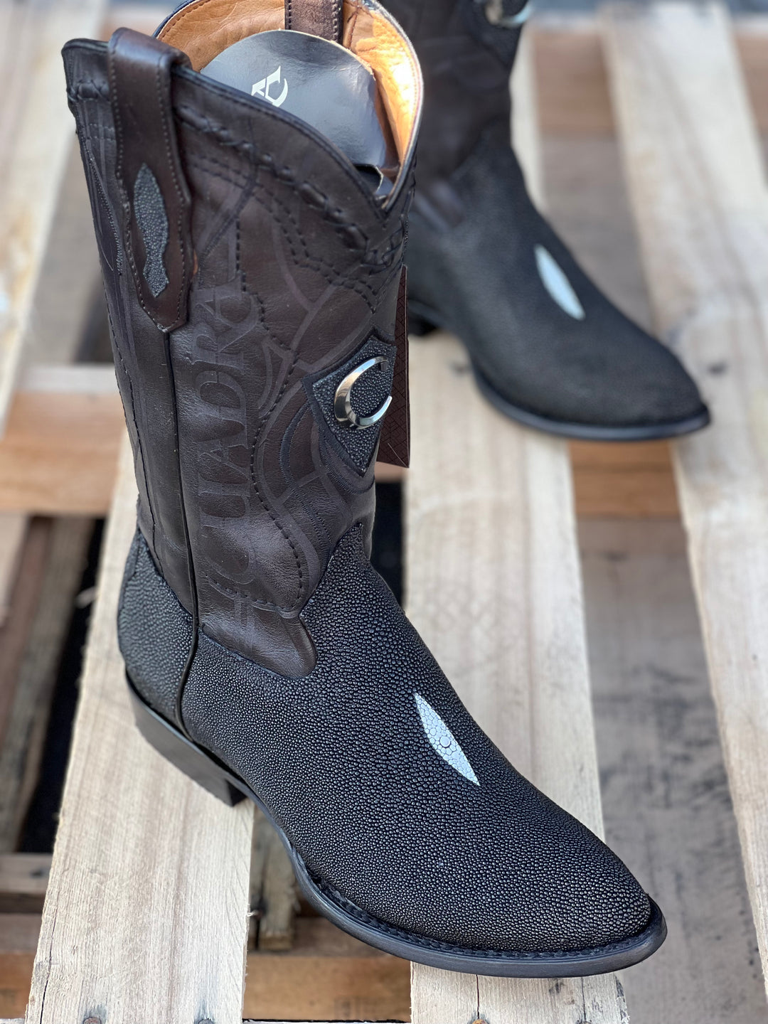 Cuadra Stingray Mantarraya Black Semi Oval Toe Cowboy Boots Guadalajara Western Wear